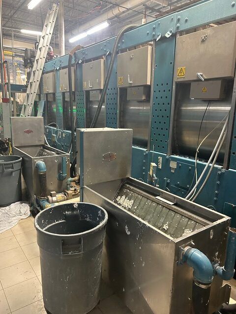 Milnor 10-Mod Tunnel washer