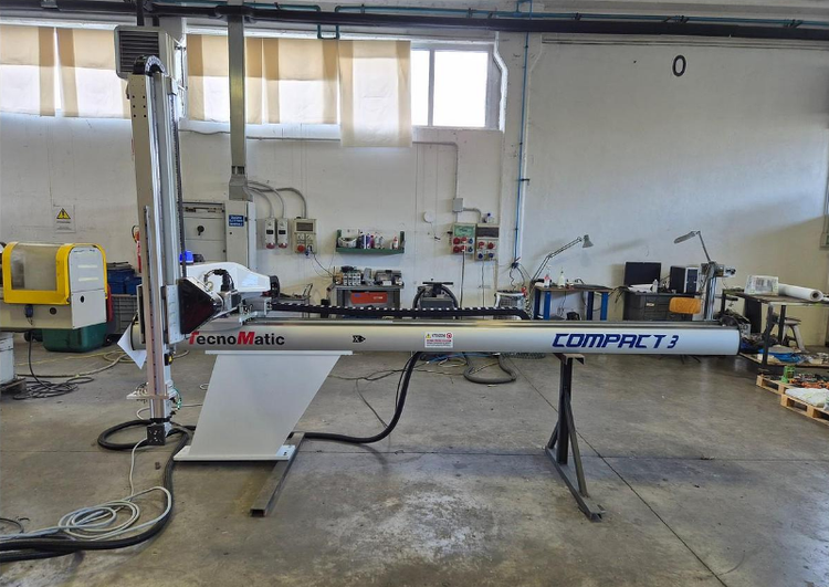 Tecnomatic Compact 3 CNC
