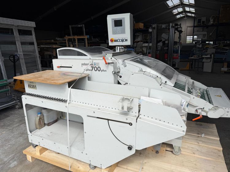 Palamides Alpha 700 Plus