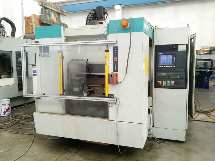 Stama MC 325/s 3 Axis