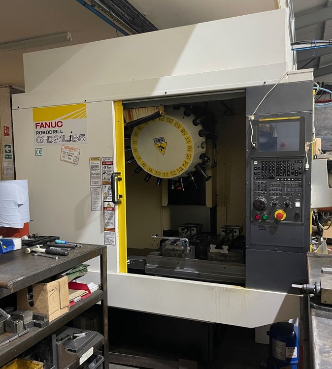 Fanuc Robodrill D21LiB5 3 Axis