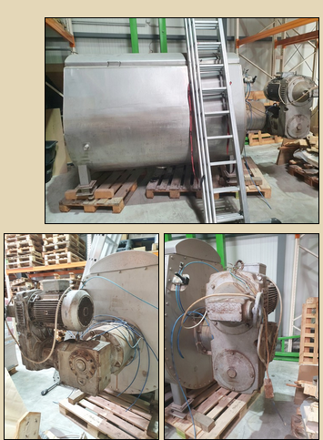Helical ribbon mixer for granules