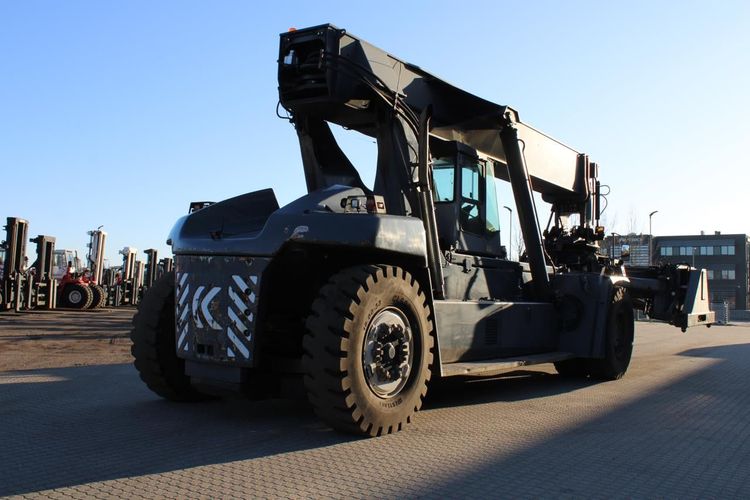 Kalmar DRF450-70S5X Capacity: 45,000 kg