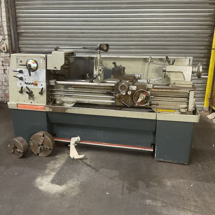 Colchester Engine Lathe 2000 rpm TRIUMPH 2000