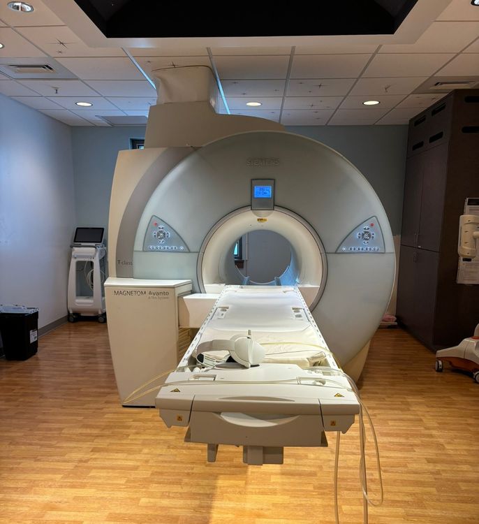 Siemens 1.5T Avanto 18 CH