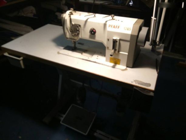 Pfaff 1245 Sewing machines