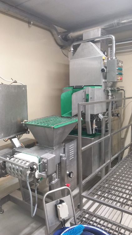 Mozzarella Stretching, Cooking, and Forming Machine