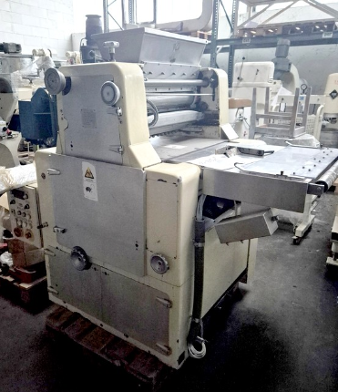 OKA TBA 600, Depositor for biscuits,