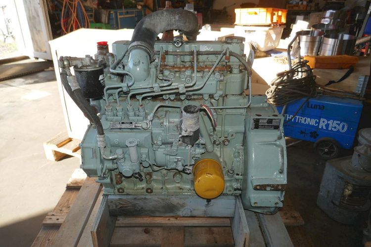 Mitsubishi S4S-DT61SDB Number of cylinders: 4