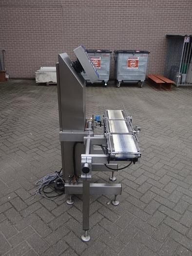 Garvens E3 DM5 Checkweigher with ejector