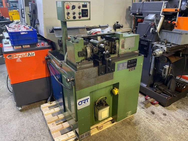 Thread Rolling Machine
