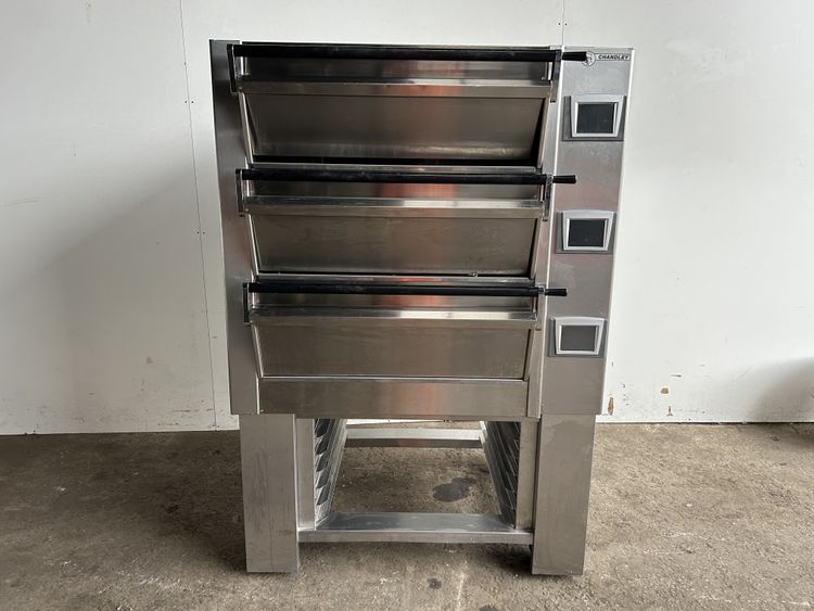 Tom Chandley Compacta Deck oven