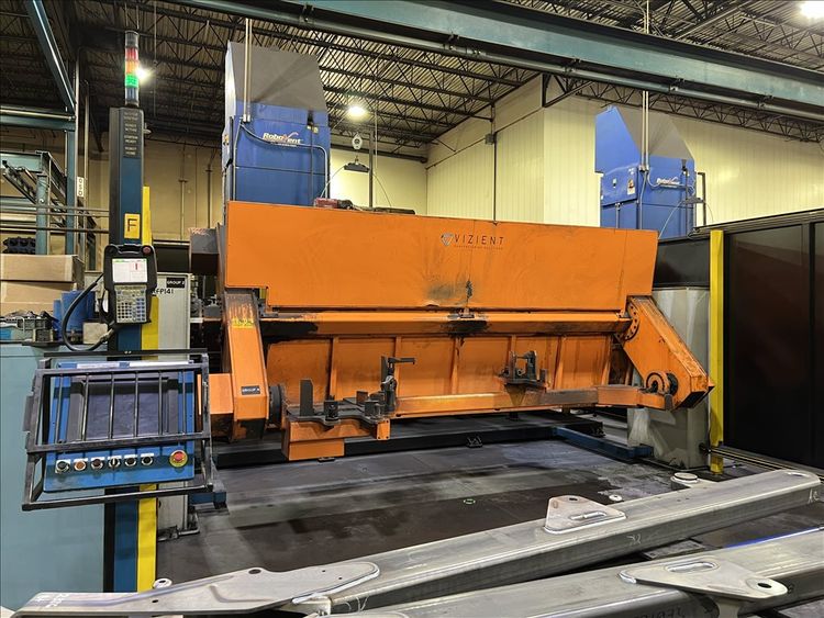 Vizient Dual Station Robotic Weld Cell with Fanuc 120iC/10L 6 Axis