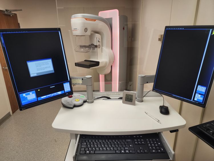 Siemens Revelation Mammomat Mammography System