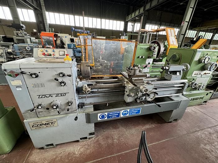 Comec ENGINE LATHE 1800 rpm TGA 230