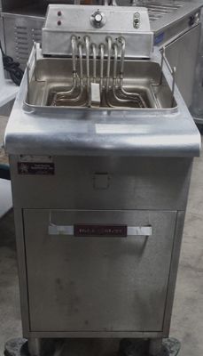FRYER