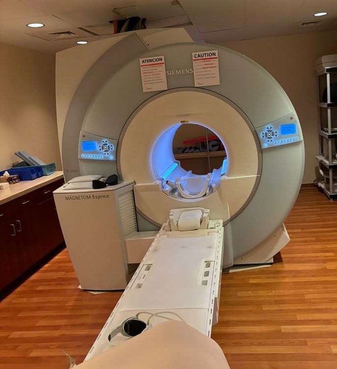 Siemens Espree 18CH MRI