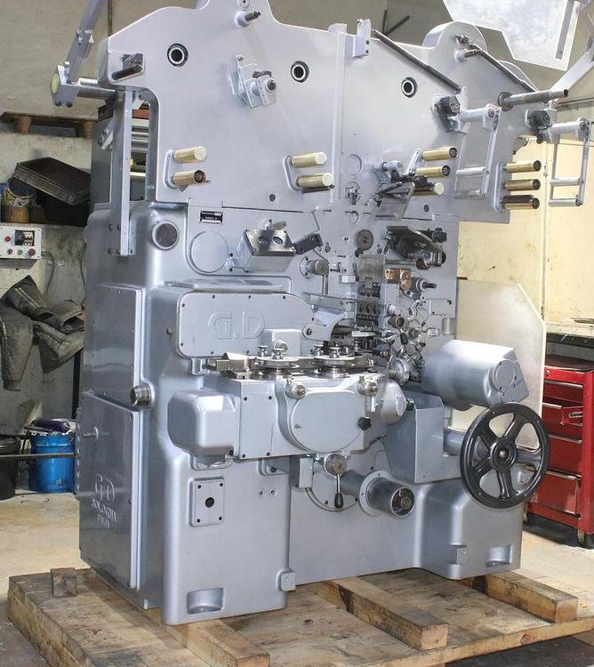 GD 1200  High Speed Cut and Wrap Double Twist Machine