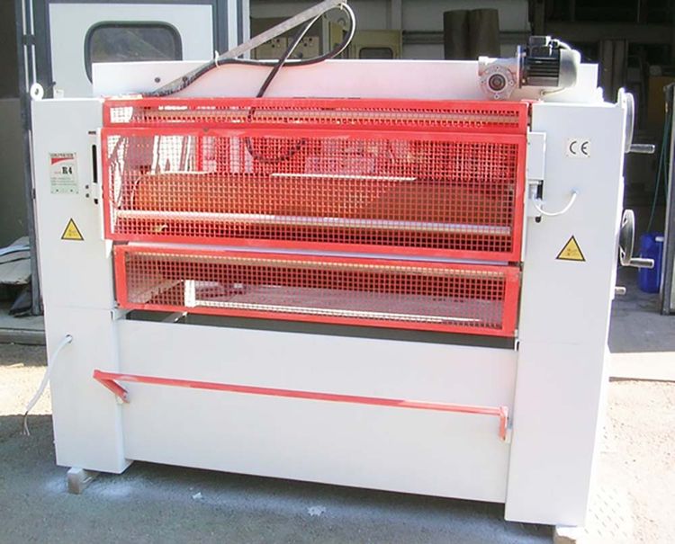 Italpresse R4 Gluing machine