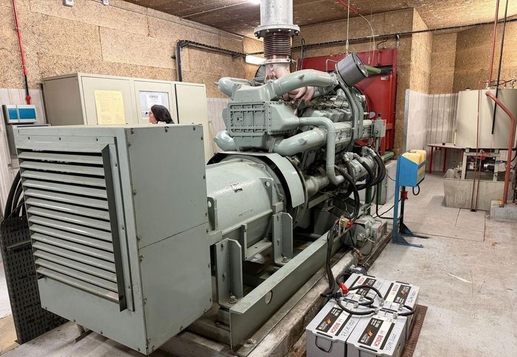 UNI DIESEL UD25V12S6 + ACEO AA50L5 Generator set  1100 KVA