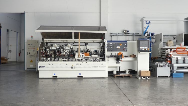 SCM Topset Master, Moulder