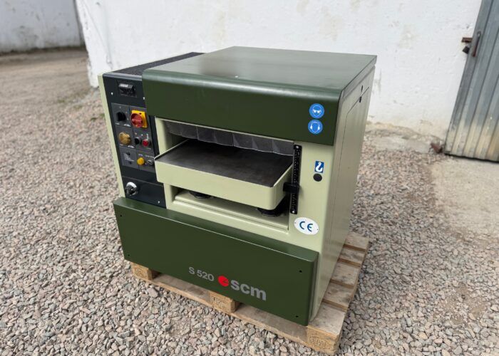 SCM S520