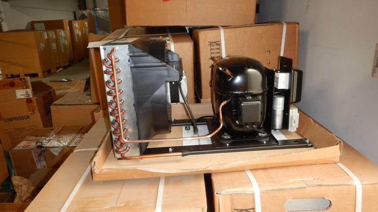 11 Danfoss A/S OP-LCHL021SCA00G Production year: Cooling capacity: 0.6 kW