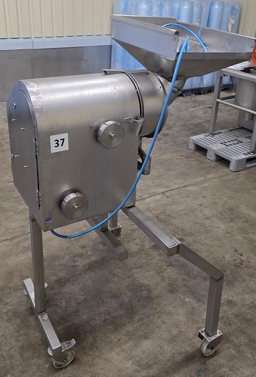 Crowns KUJ Cube Cutting Machine