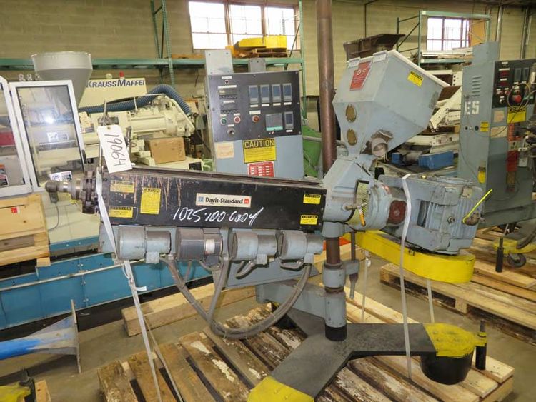 Davis Standard DS 15 1.5” pedestal extruder