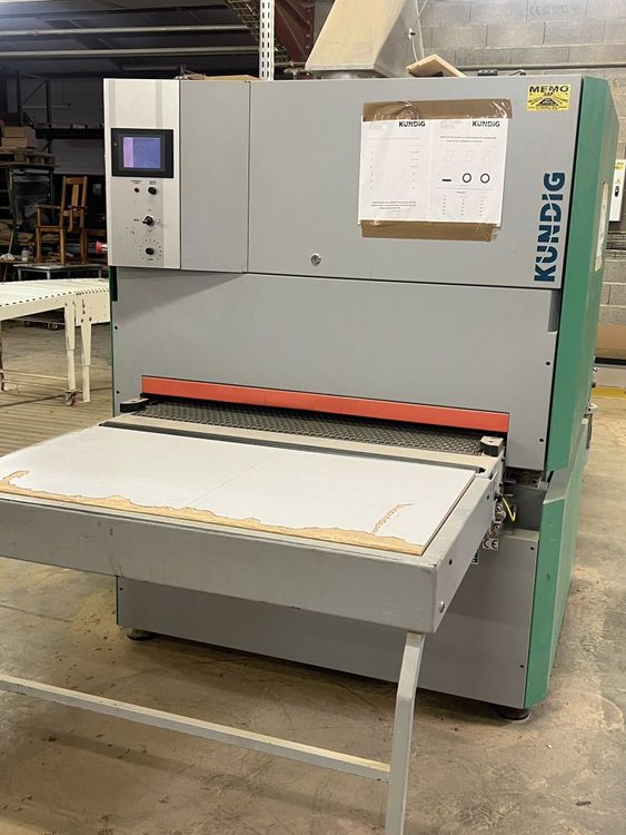 Kundig Triplex 1100