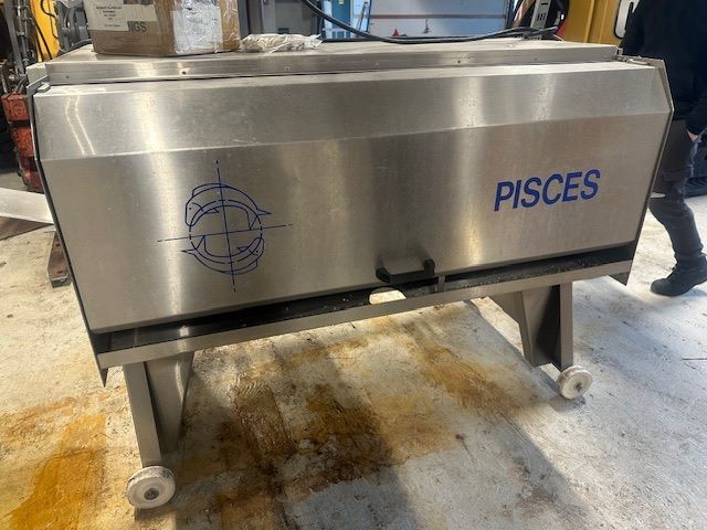 Pisces TRI – 6C Automatic Fish Descaler