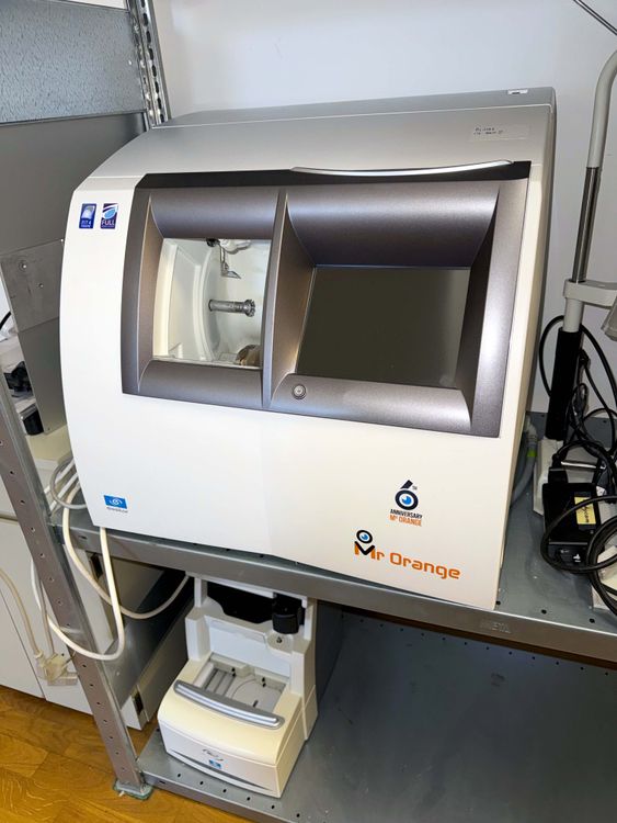 Essilor Mr Orange Edger & Mr Blue 2.0 Blocker Tracer