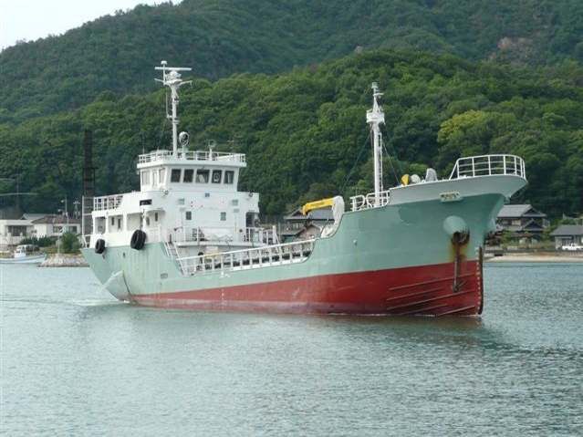 BUNKER TANKER (SINGLE HULL SINGLE BOTTOM) ABT 330 DWT