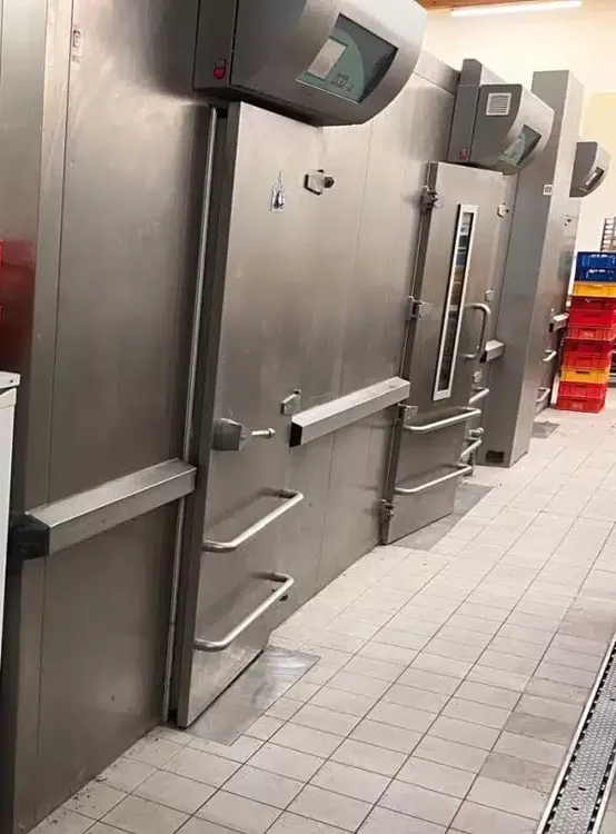 Koma Retarder proofer and freezer combination