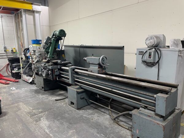 Tarnow ENGINE LATHE 1250 r.p.m TUJ 50 x 3000