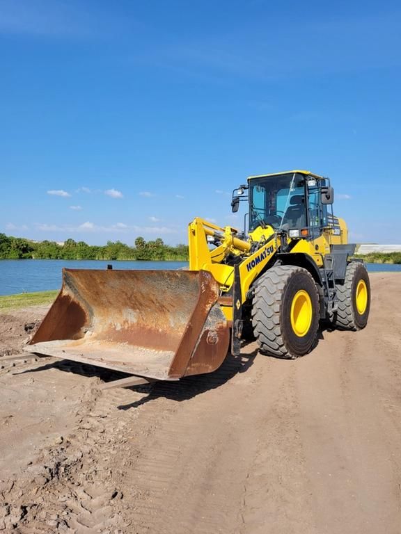 Komatsu WA2008 Wheel Loader