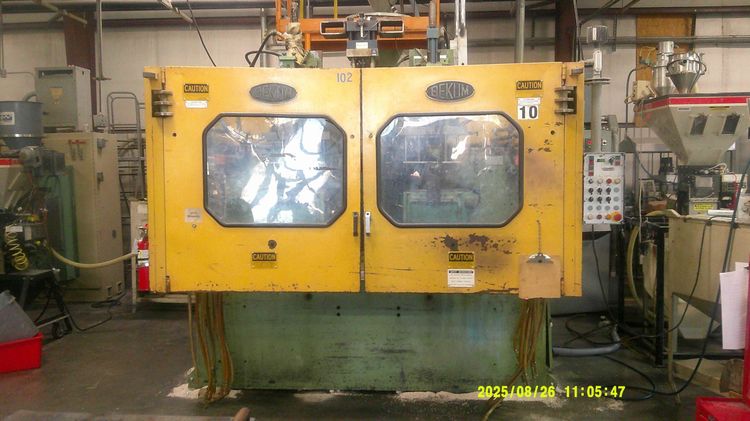 Bekum H-151M Dual Shuttle Blow Molder