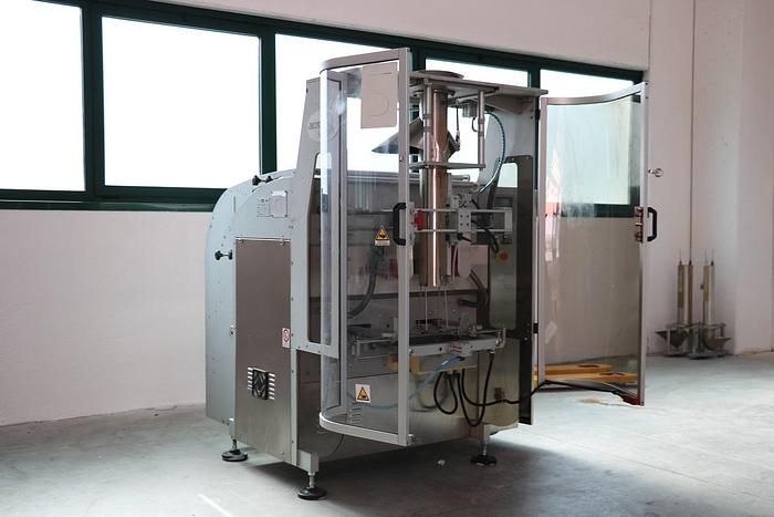 Vertical packaging machine