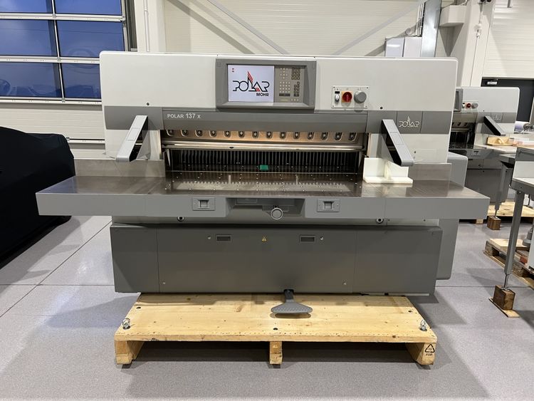 Polar Mohr 137 X
