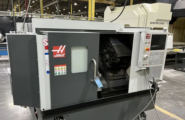 Haas HAAS CNC Control 4,000 RPM ST-15 2 Axis