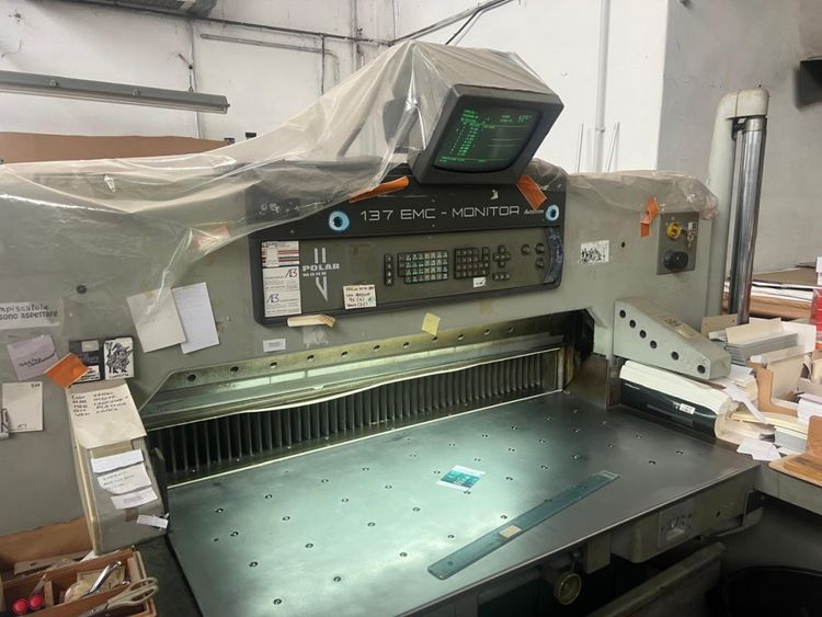 Polar 137 EMC MON -AT