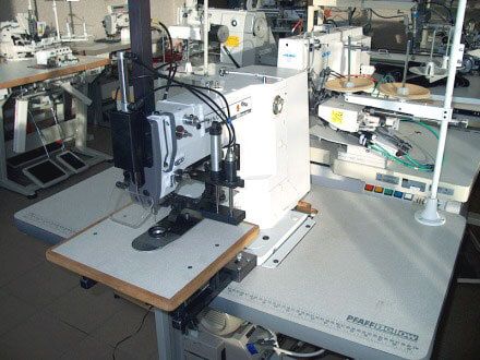 Singer 569 Quilting machine for wheels in cushions