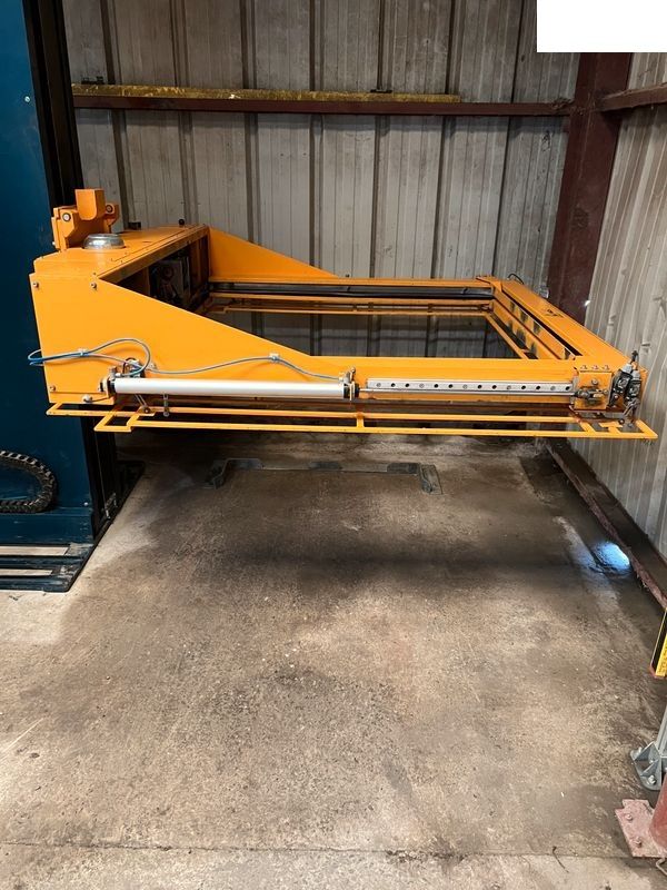 Automatic Pallet Strapping Machine