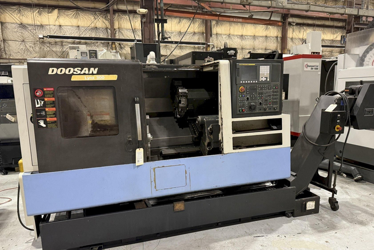 Doosan Fanuc CNC control Variable LYNX 300  2 Axis