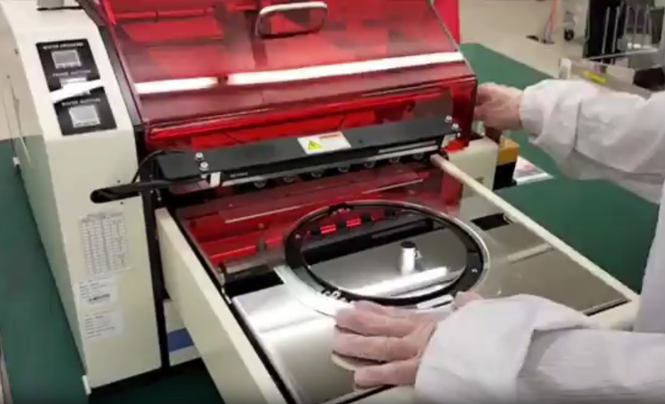 Lintec RAD-2500m/12 Wafer Mounter