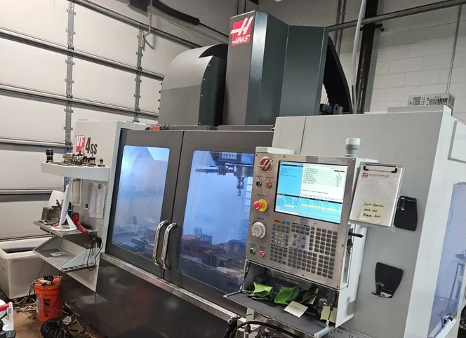 Haas VF-4SS 3 Axis