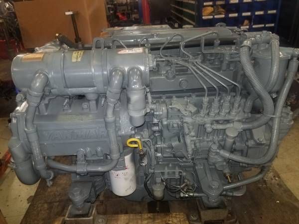 Yanmar 4LHA-STP Diesel Marine Engine