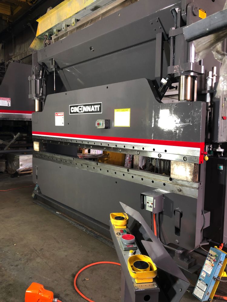 Cincinnati 90CB Hydraulic Press Brake 90 TONS