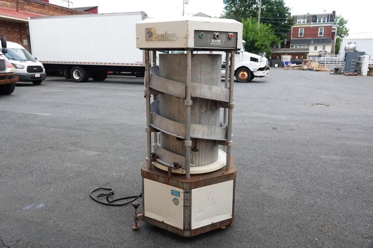 Benier CO4, Vertical cylindrical dough rounder