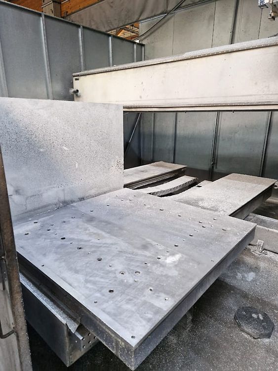 Maka MM 7t  5-axis